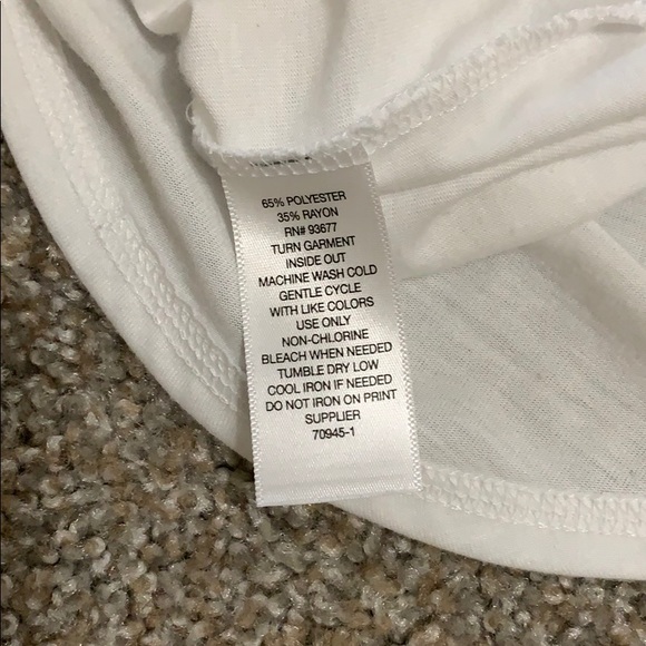 Graphic white tee in size S - Picture 4 of 4